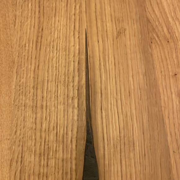 Hand forged knife made from a railway spike. - Picture 4 of 4